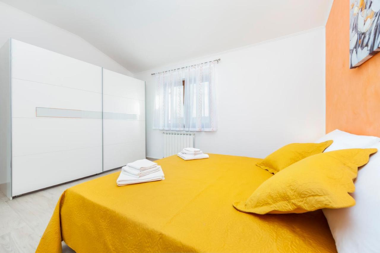 Comfort Apartments Karla Rovinj Eksteriør billede